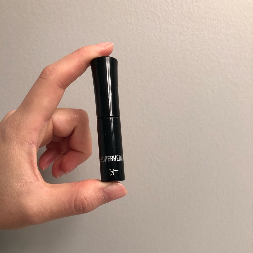It Cosmetics Superhero Mascara